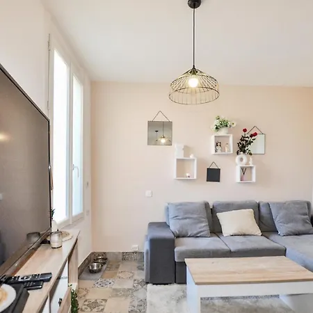 Holiday home Gorgeous In De La S With Kitchen *