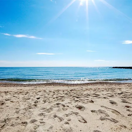 Gorgeous In De La S With Kitchen Holiday home Villelongue-de-la-Salanque