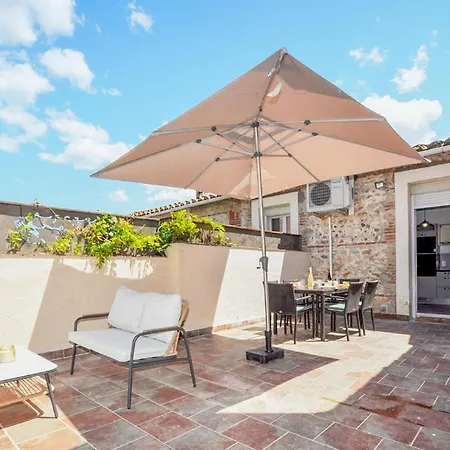 Gorgeous In De La S With Kitchen Holiday home